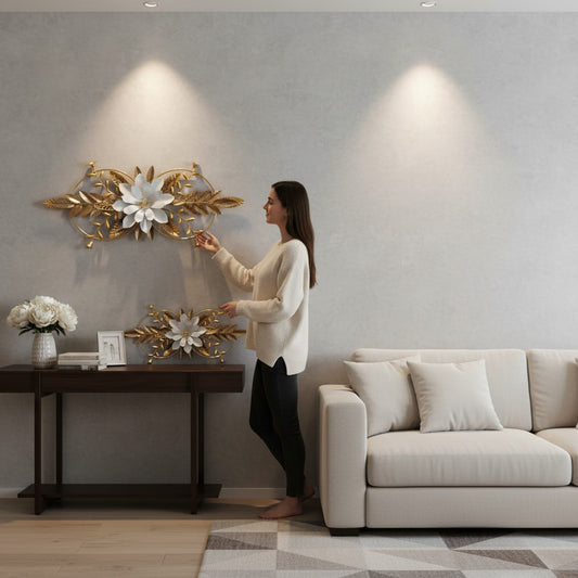 Regal Bloom Circle Wall Décor