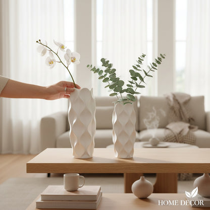 Scandinavian Elegant Abstract Loop Ceramic Vase